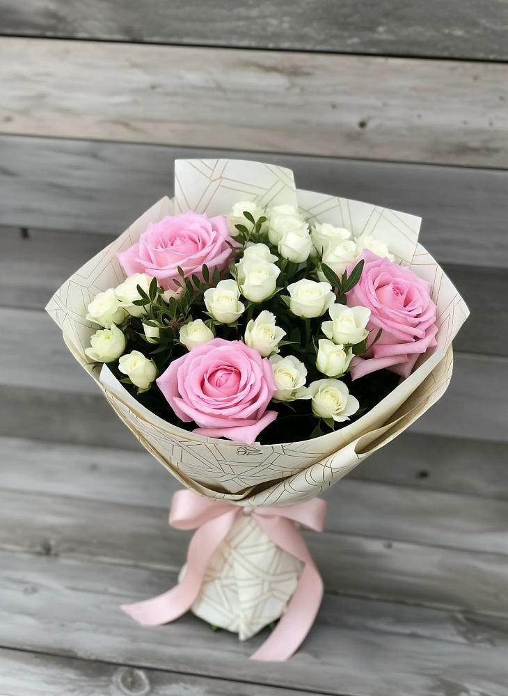 Букет цветов из: Розы в Першутино