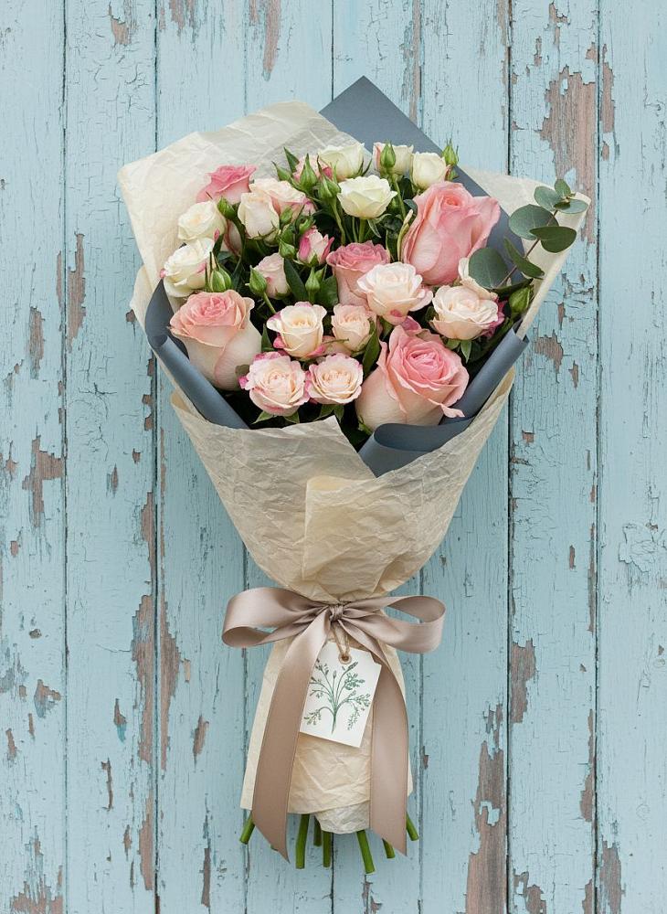 Букет цветов из: Розы в Першутино