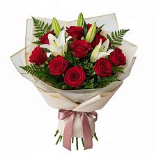 Букет цветов из:  Лилии и Розы в Першутино