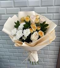 Букет цветов из:  Розы и Хризантемы в Першутино