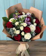 Букет цветов из:  Розы и Альстромерии в Першутино