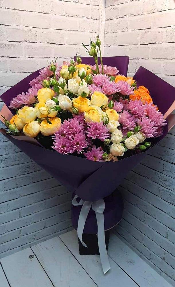 Букет цветов из: Хризантемы и Розы в Першутино