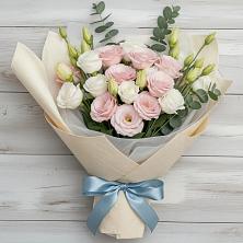 Букет цветов из:  Лизиантусы в Першутино