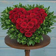 Цветочная композиция из Розы в виде сердца в Першутино