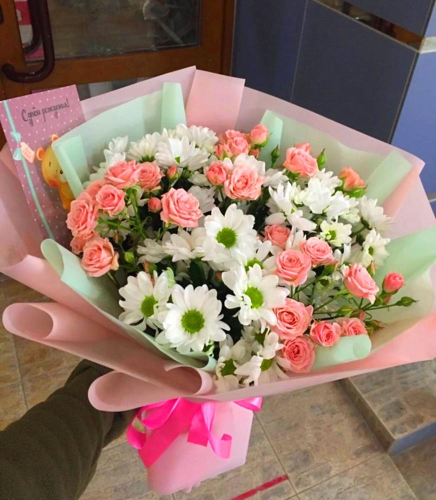 Букет цветов из: Розы и Хризантемы в Першутино