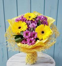 Букет цветов из:  Хризантемы и Герберы в Першутино