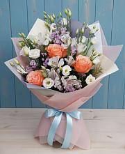 Букет цветов из:  Лизиантусы, Розы, Альстромерии и Гипсофила #REPLACE_PRED# Першутино