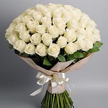 Букет 101 беля роза Белоснежка в Першутино