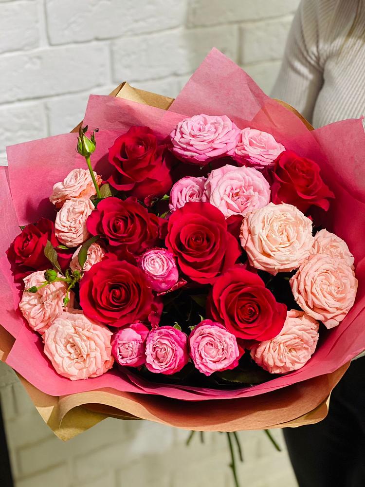 Букет цветов из: Розы в Першутино