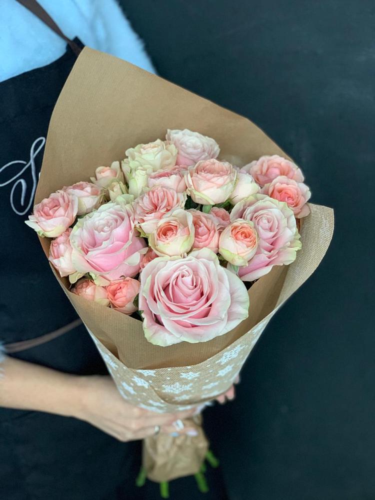 Букет цветов из: Хризантемы и Розы в Першутино