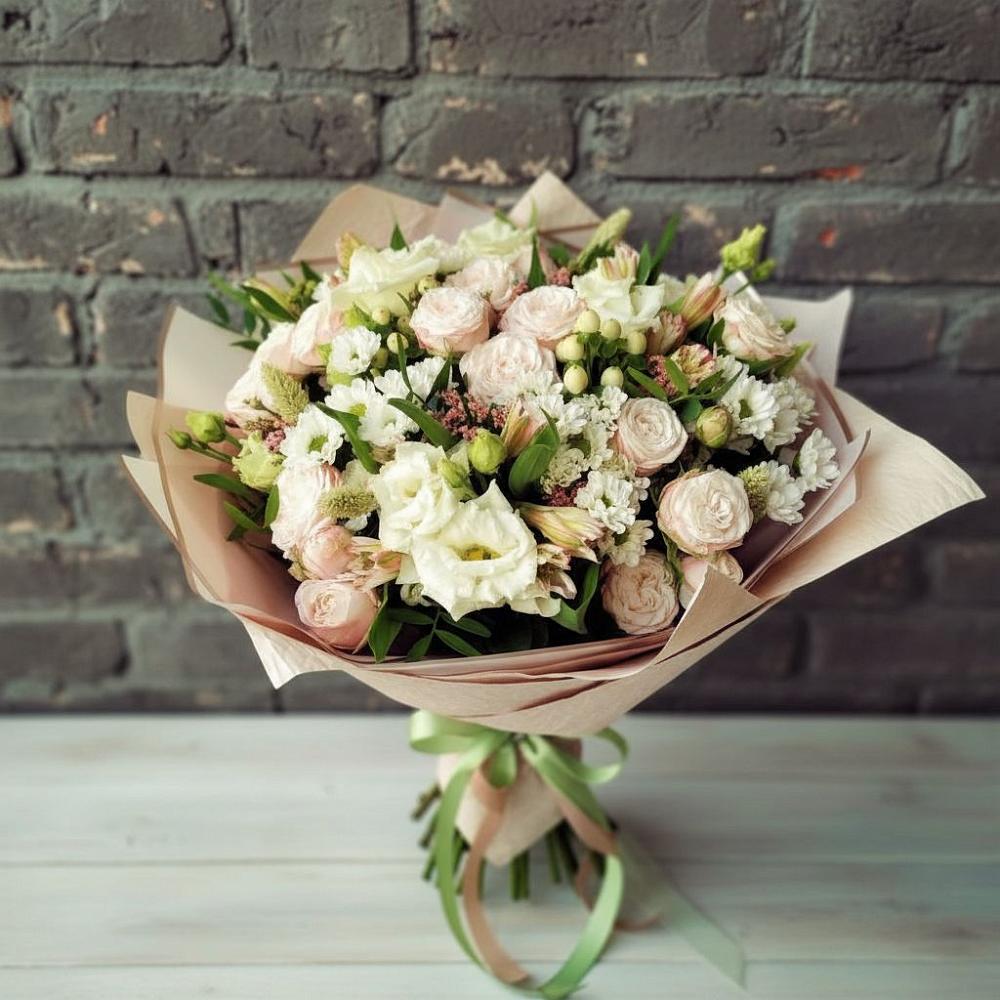 Букет цветов из: Альстромерии, Розы и Хризантемы в Першутино