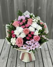 Букет цветов из:  Альстромерии, Гвоздики, Розы и Хризантемы в Першутино