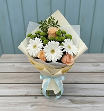 Букет цветов из:  Герберы, Розы и Хризантемы в Першутино