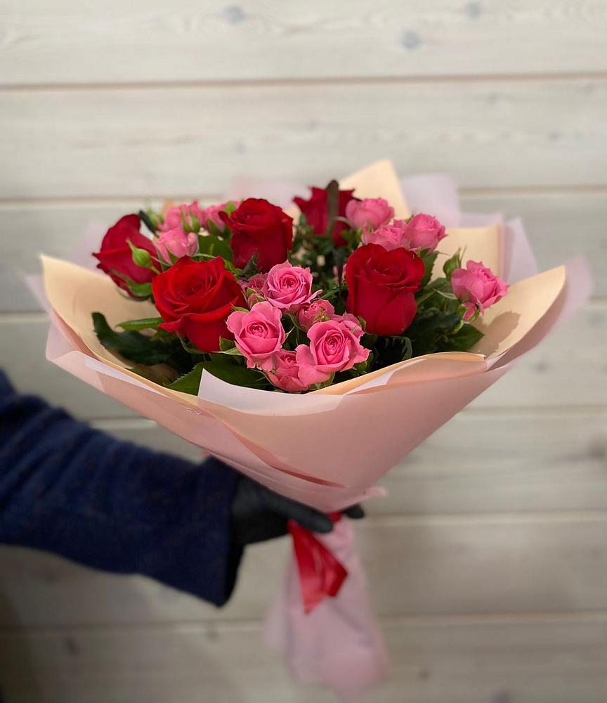 Букет цветов из: Розы в Першутино