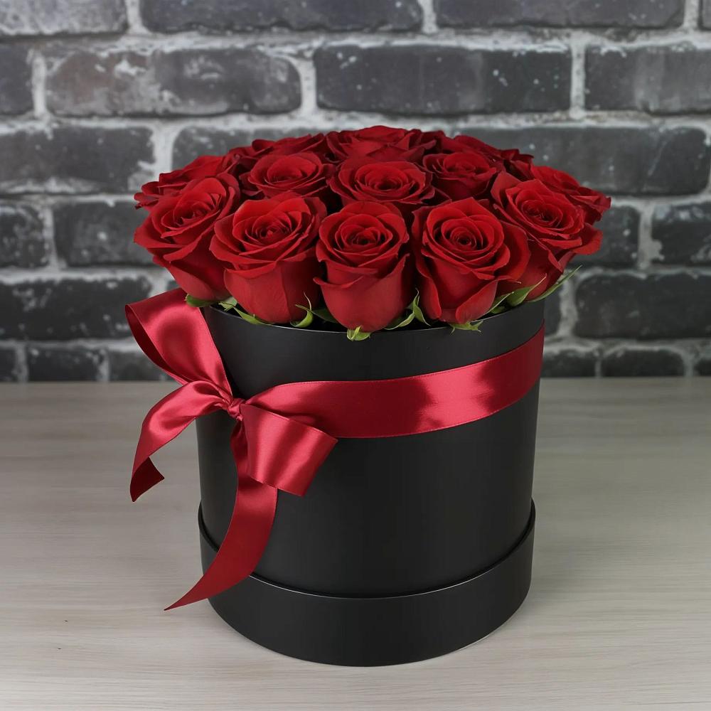 Цветочная композиция из Розы в шляпной коробке в Першутино