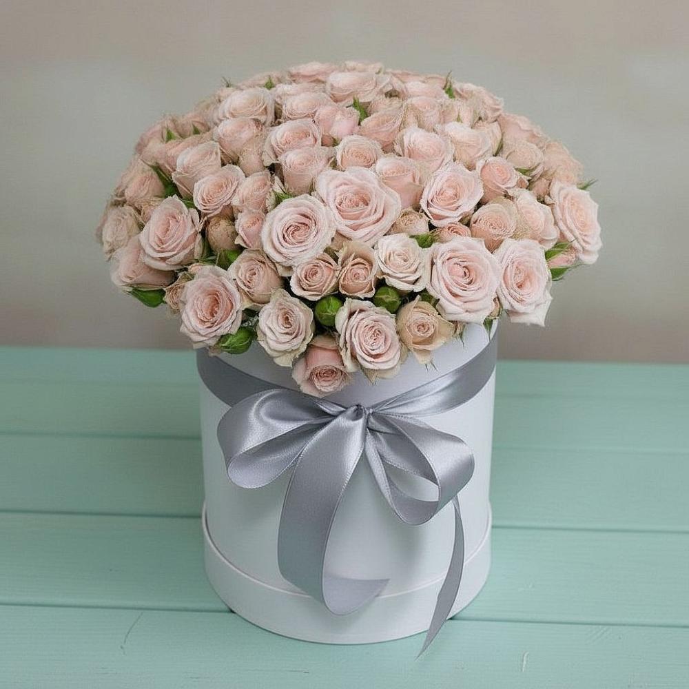 Цветочная композиция из Розы в шляпной коробке в Першутино